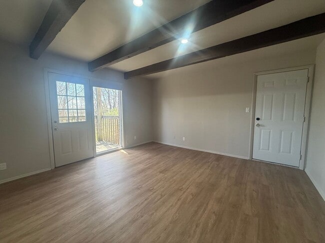 8144 Troost Ave in Kansas City, MO - Building Photo - Building Photo