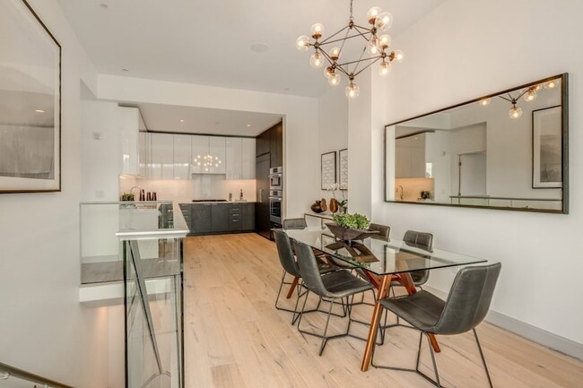 1350 Boylston St, Unit L415 in Boston, MA - Building Photo - Building Photo