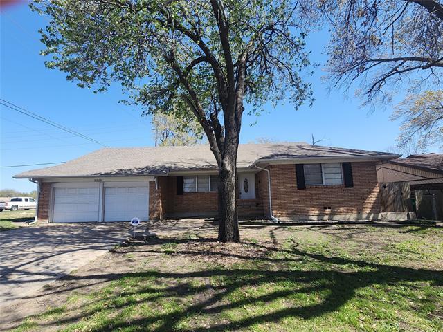5205 Cockrell Ave in Fort Worth, TX - Building Photo