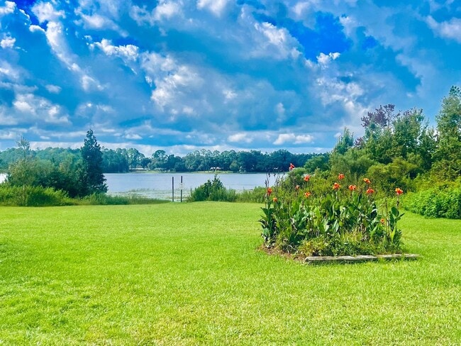 property at 7017 Silver Lake Dr