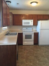 3840 Banyan Dr, Unit C in Bowling Green, KY - Building Photo - Building Photo