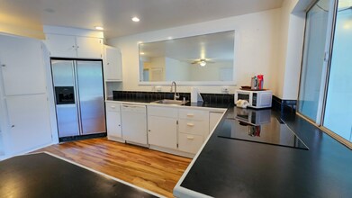 76-6173 Lehua Rd-Unit -B in Kailua Kona, HI - Building Photo - Building Photo