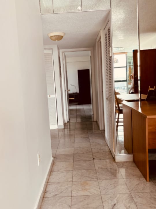 11790 SW 18th St in Miami, FL - Building Photo