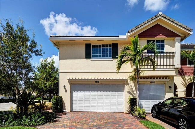 4665 Windmill Ln