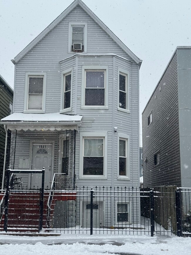 1941 N Monticello Ave, Unit G