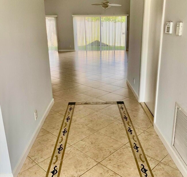 1436 Waterway Cove Dr in Wellington, FL - Building Photo - Building Photo