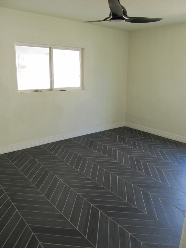 1213 Trimm Ave in Pasadena, TX - Building Photo - Building Photo