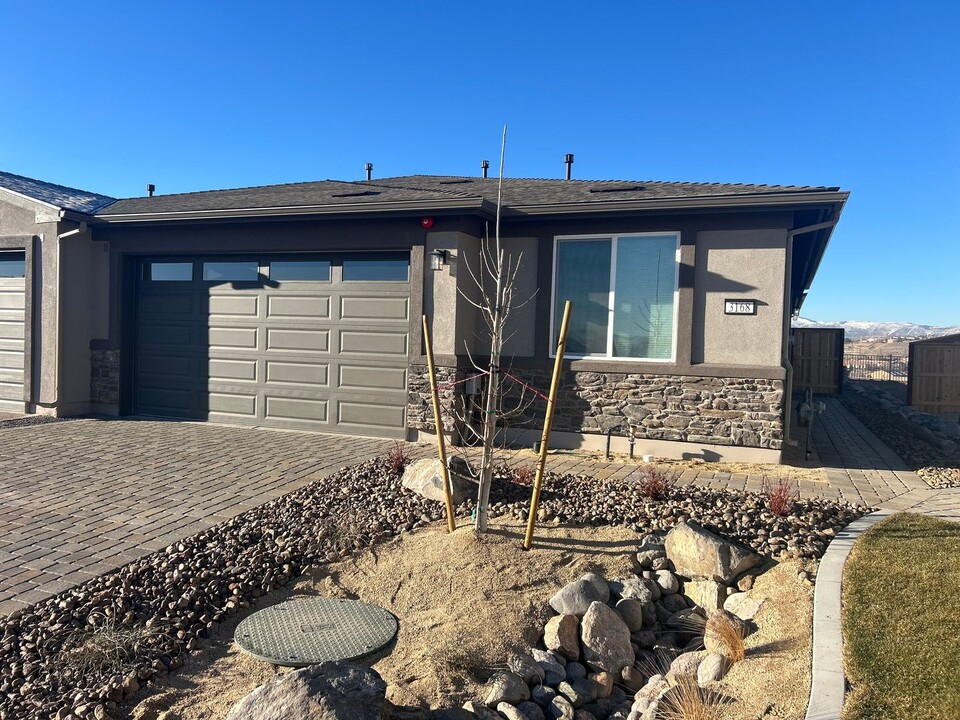 3168 Orrizonta Ter in Reno, NV - Building Photo