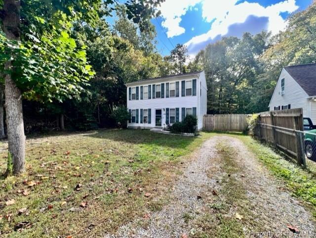 304 Roland St in Williamsburg, VA - Foto de edificio - Building Photo