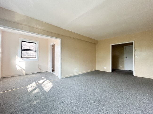 1181 E 214th St in Bronx, NY - Building Photo - Building Photo