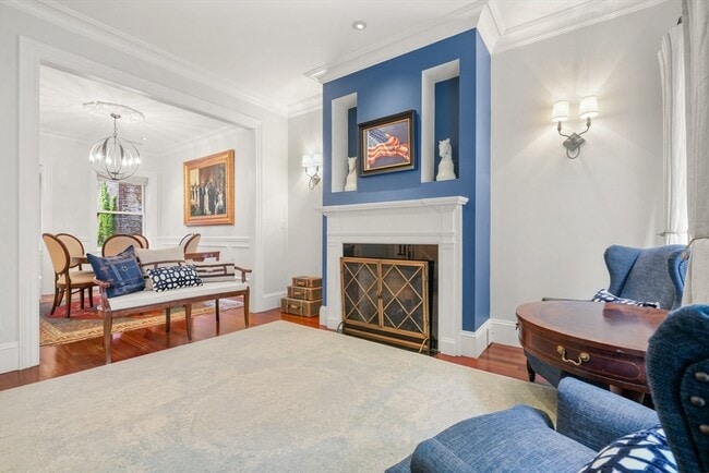 102 Myrtle St in Boston, MA - Building Photo - Building Photo
