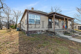 1125 W 16th St N in Wichita, KS - Building Photo - Building Photo