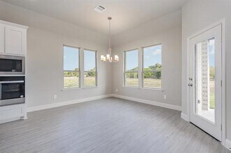 180 Crystal Lk Ln in Red Oak, TX - Building Photo - Building Photo