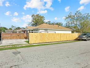 2902 Gregg St in Houston, TX - Building Photo - Building Photo