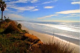 513 3rd St in Encinitas, CA - Foto de edificio - Building Photo