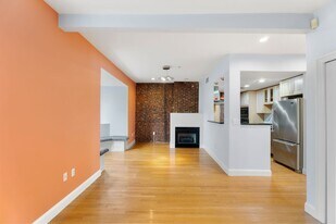 39 Worcester Sq, Unit 5 in Boston, MA - Building Photo
