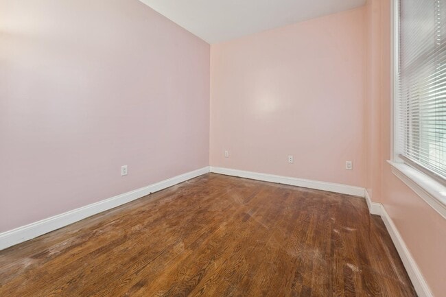 16 Fisk St in Jersey City, NJ - Building Photo - Building Photo