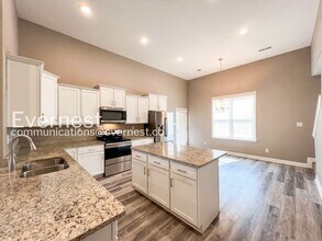5670 Matthew Dr in Horn Lake, MS - Building Photo - Building Photo