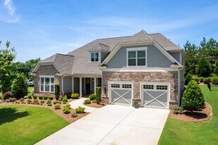 Cresswind Peachtree City in Peachtree City, GA - Building Photo
