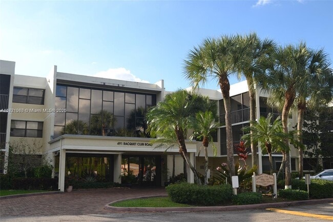 property at 491 Racquet Club Rd