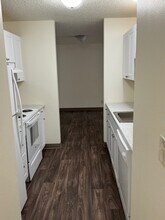 Shelli Apartments in Seattle, WA - Building Photo - Building Photo