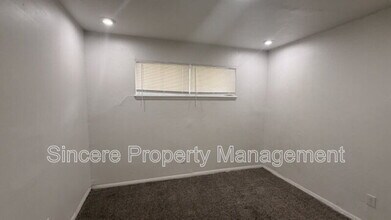 401 NW 81st St in Oklahoma City, OK - Foto de edificio - Building Photo