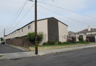 605 N Nicholson Ave in Monterey Park, CA - Building Photo - Building Photo