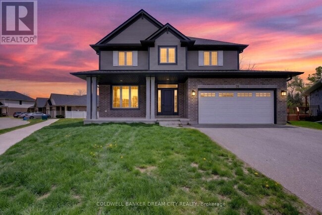 property at 98 Livingston Dr