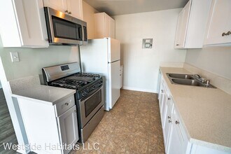 350 S Manhattan- fully renovated unit in Koreatown in Los Angeles, CA - Foto de edificio - Building Photo