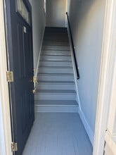 9 Nicholas Square in New Milford, CT - Building Photo - Building Photo