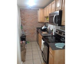 228 Western Ave, Unit 1 in Cambridge, MA - Building Photo - Building Photo