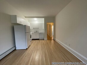 1539 Beacon St in Brookline, MA - Building Photo - Building Photo
