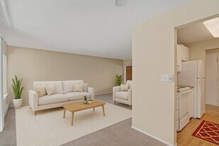 Watercrest in Lake Forest Park, WA - Building Photo