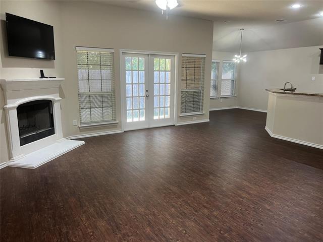 2205 Turtle Cove Dr in Mansfield, TX - Foto de edificio - Building Photo