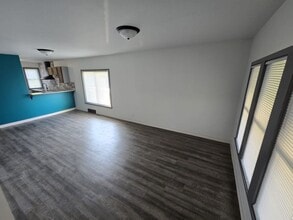 592 S Harrington St in Detroit, MI - Building Photo - Building Photo