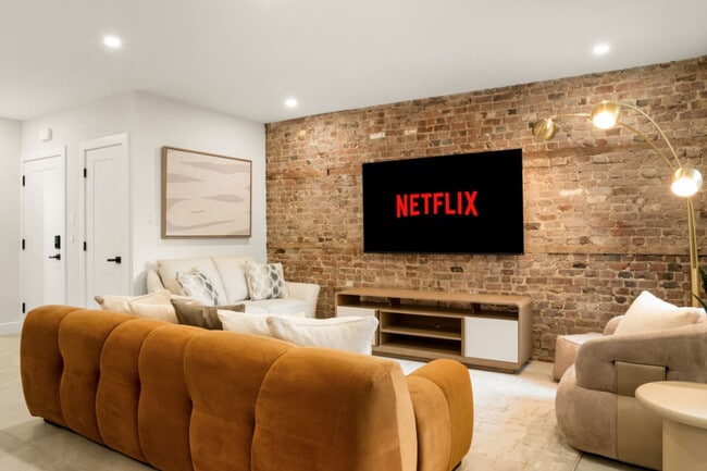 property at 4268 QC-335