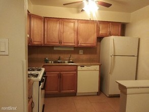 2748 Island Ave-Unit -apt 2 in Philadelphia, PA - Building Photo - Building Photo