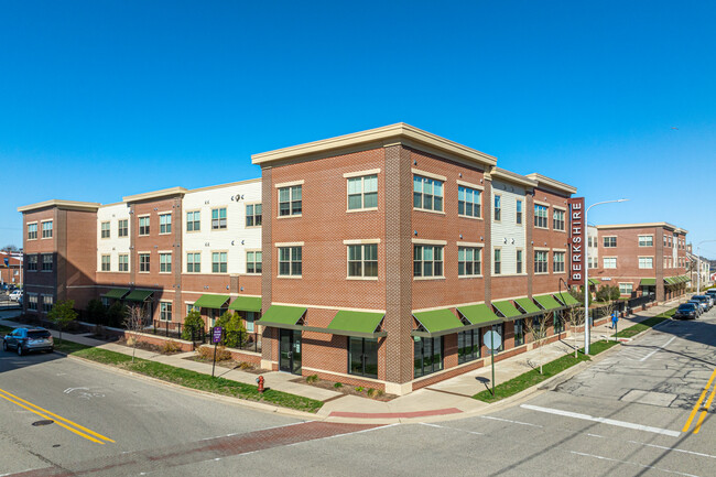 The Berkshire Muskegon Senior Apartments in Muskegon, MI - Building Photo - Building Photo