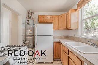 1333 Oak St in Santa Monica, CA - Building Photo - Building Photo