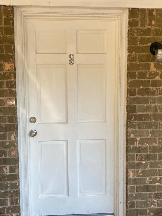 726 N Slemons St in Monticello, AR - Building Photo