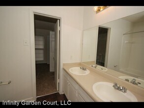 4060 Janice Dr in Atlanta, GA - Building Photo - Building Photo