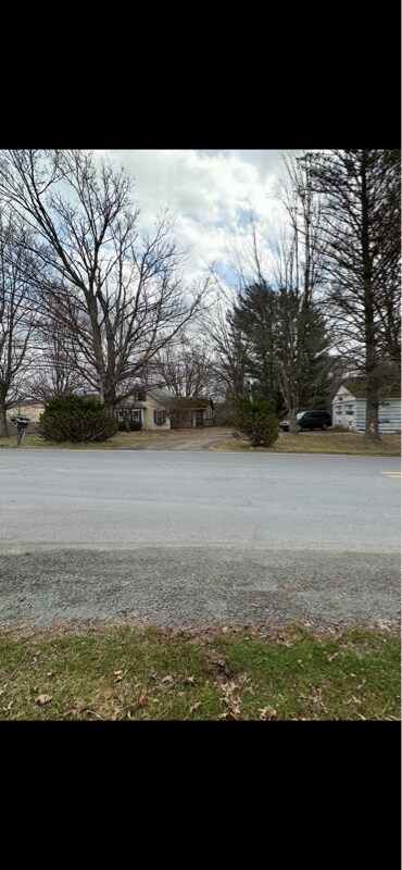 property at 652 Fairview Rd