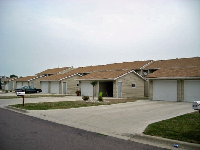 property at 613 Burton Ln