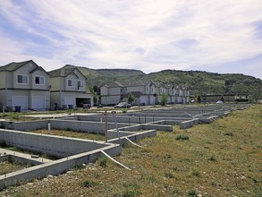 Fallingbrook Townhomes in Boise, ID - Building Photo - Building Photo