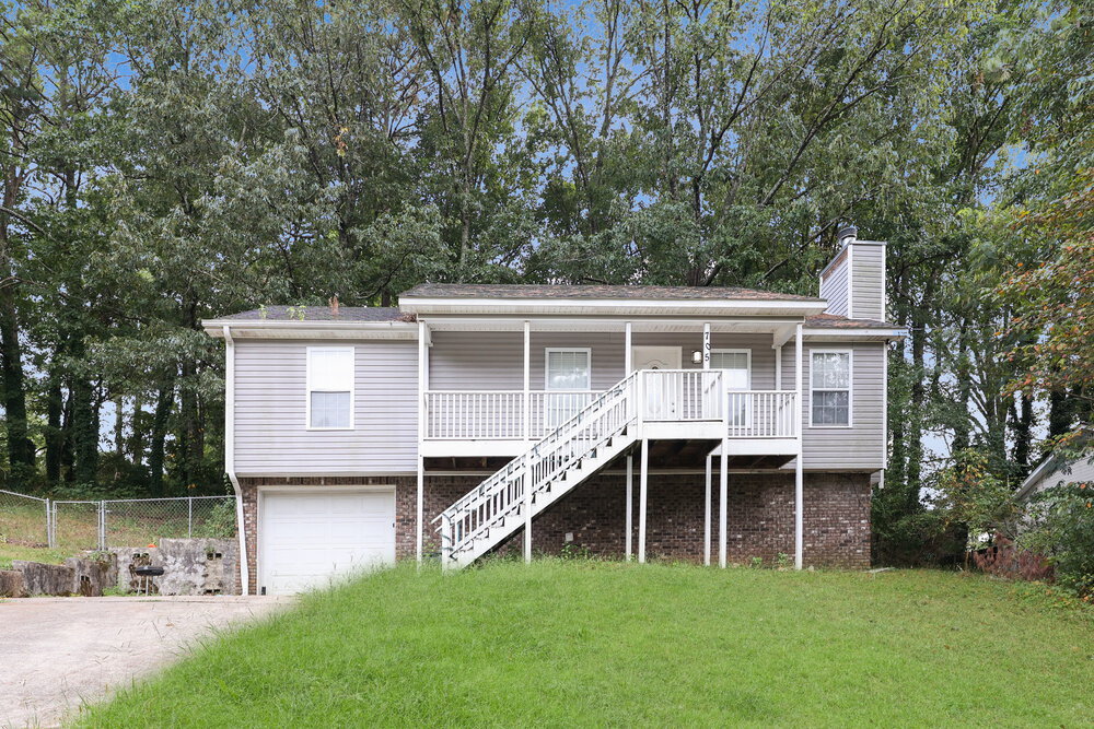 705 13th Ct NW in Center Point, AL - Building Photo