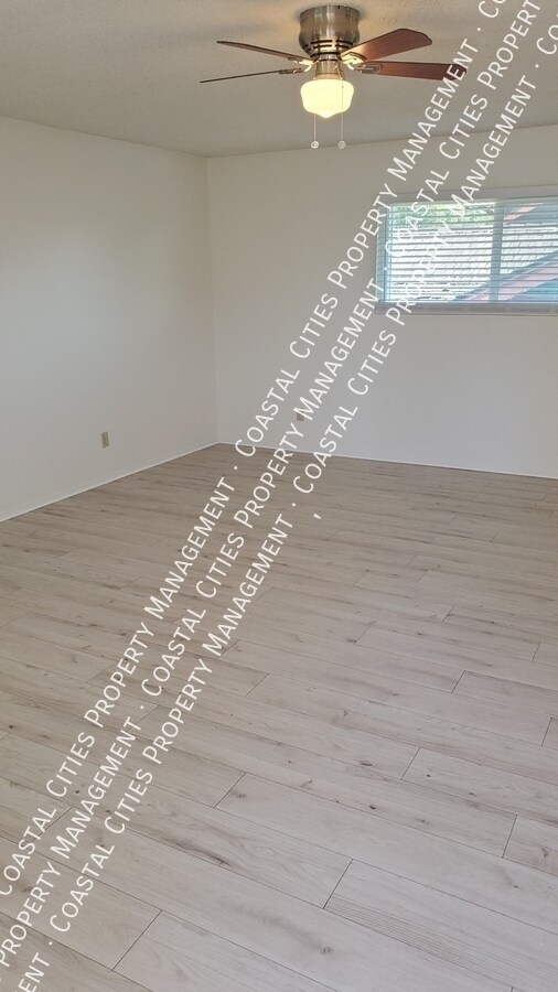 320 E Meda Ave-Unit -D in Glendora, CA - Building Photo - Building Photo