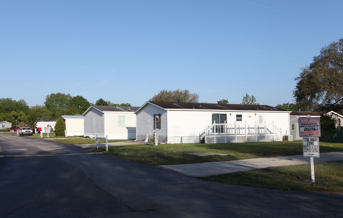 Park Ridge Mobile Home Park in Jacksonville, FL - Building Photo