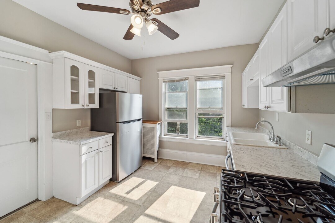 1223 Dayton Ave in St. Paul, MN - Building Photo