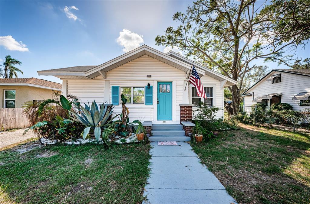 5306 9th Ave S in Gulfport, FL - Foto de edificio