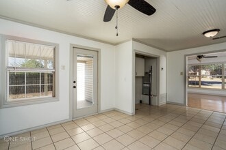 2349 Highland Ave in Abilene, TX - Building Photo - Building Photo